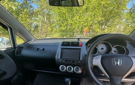 Honda Fit III, 2004 год, 518 000 рублей, 14 фотография