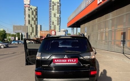 Mitsubishi Outlander III рестайлинг 3, 2011 год, 1 100 000 рублей, 13 фотография
