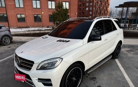 Mercedes-Benz M-Класс, 2013 год, 2 250 000 рублей, 2 фотография