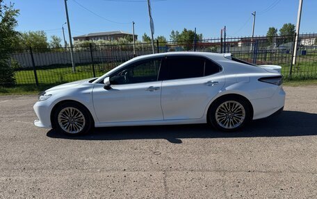 Toyota Camry, 2017 год, 2 550 000 рублей, 2 фотография