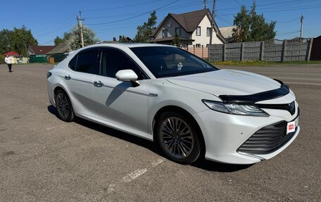 Toyota Camry, 2017 год, 2 550 000 рублей, 7 фотография