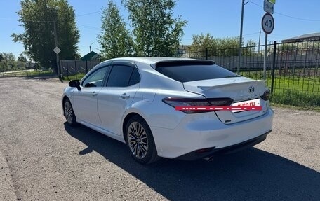 Toyota Camry, 2017 год, 2 550 000 рублей, 3 фотография