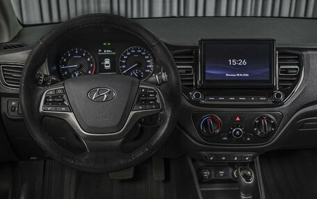 Hyundai Solaris II рестайлинг, 2021 год, 1 425 000 рублей, 13 фотография