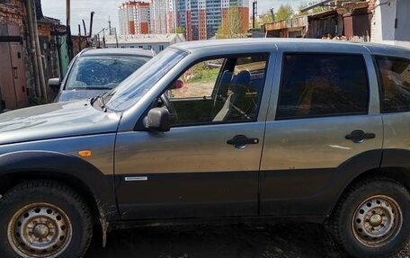 Chevrolet Niva I рестайлинг, 2011 год, 435 000 рублей, 5 фотография