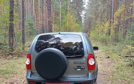 Chevrolet Niva I рестайлинг, 2011 год, 435 000 рублей, 9 фотография