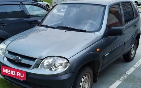 Chevrolet Niva I рестайлинг, 2011 год, 435 000 рублей, 3 фотография