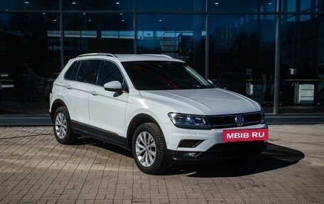 Volkswagen Tiguan II, 2018 год, 2 300 000 рублей, 5 фотография