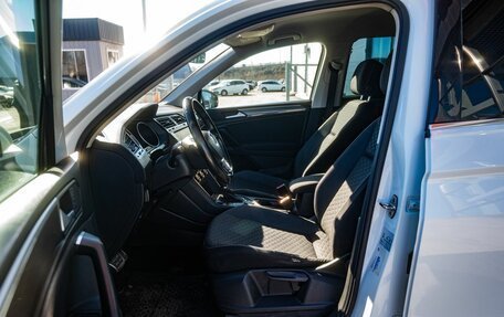 Volkswagen Tiguan II, 2018 год, 2 300 000 рублей, 12 фотография