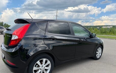 Hyundai Solaris II рестайлинг, 2014 год, 950 000 рублей, 5 фотография