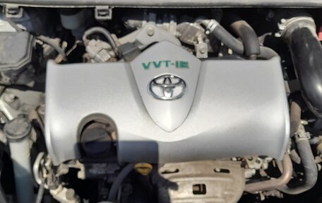 Toyota Vitz, 2019 год, 1 175 000 рублей, 7 фотография
