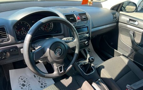 Volkswagen Jetta VI, 2010 год, 709 000 рублей, 11 фотография