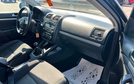 Volkswagen Jetta VI, 2010 год, 709 000 рублей, 12 фотография
