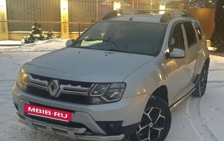 Renault Duster I рестайлинг, 2016 год, 1 050 000 рублей, 3 фотография