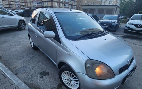 Toyota Vitz, 2000 год, 365 000 рублей, 3 фотография