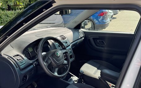 Skoda Fabia II, 2011 год, 550 000 рублей, 13 фотография