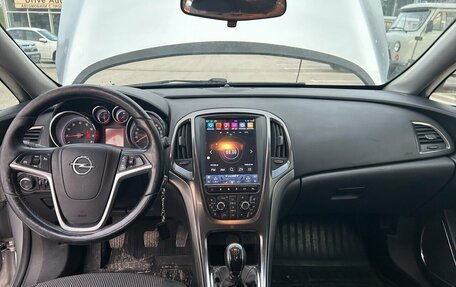 Opel Astra J, 2011 год, 650 000 рублей, 5 фотография