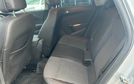 Opel Astra J, 2011 год, 650 000 рублей, 7 фотография