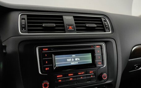 Volkswagen Jetta VI, 2015 год, 949 000 рублей, 14 фотография
