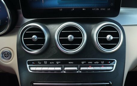 Mercedes-Benz C-Класс, 2018 год, 3 300 000 рублей, 11 фотография