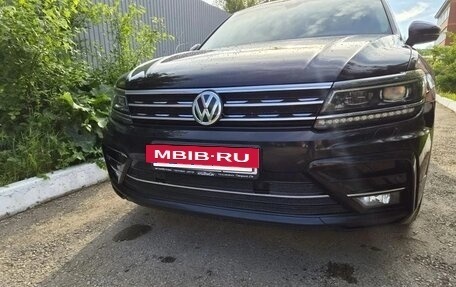 Volkswagen Tiguan II, 2020 год, 3 350 000 рублей, 2 фотография