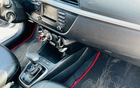 KIA Rio IV, 2018 год, 999 000 рублей, 25 фотография