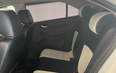 Skoda Rapid I, 2015 год, 730 000 рублей, 18 фотография