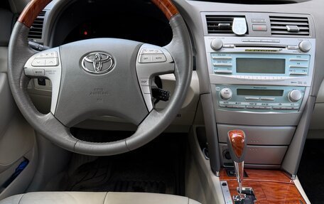 Toyota Camry, 2007 год, 1 800 000 рублей, 20 фотография