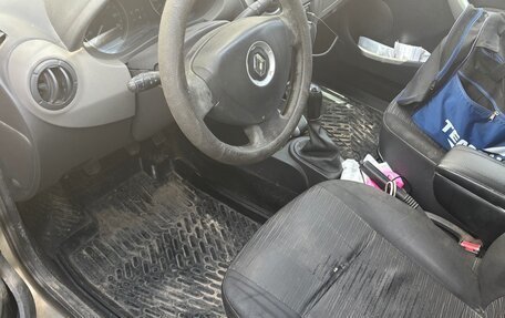 Renault Logan I, 2010 год, 200 000 рублей, 8 фотография