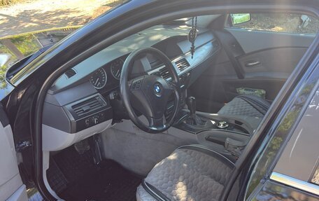 BMW 5 серия, 2005 год, 1 070 000 рублей, 8 фотография