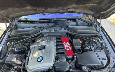 BMW 5 серия, 2005 год, 1 070 000 рублей, 9 фотография