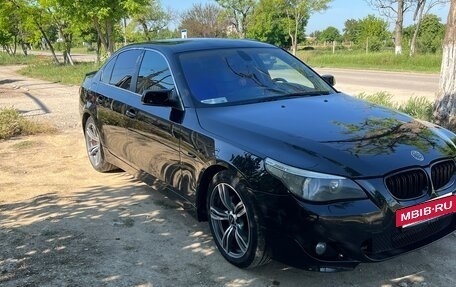 BMW 5 серия, 2005 год, 1 070 000 рублей, 3 фотография