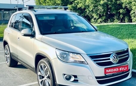 Volkswagen Tiguan I, 2010 год, 779 000 рублей, 10 фотография