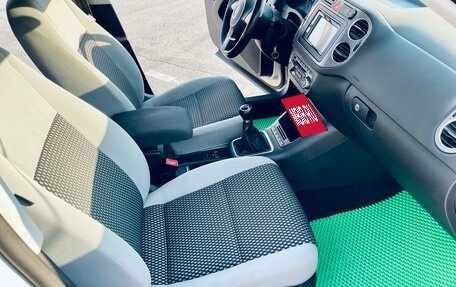 Volkswagen Tiguan I, 2010 год, 779 000 рублей, 28 фотография