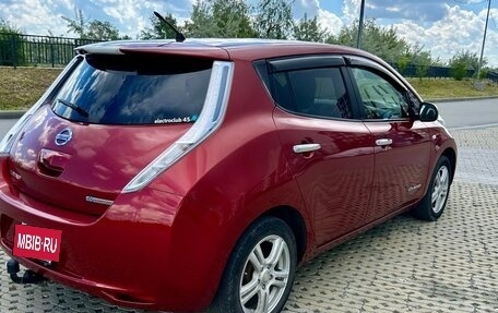 Nissan Leaf I, 2014 год, 750 000 рублей, 9 фотография