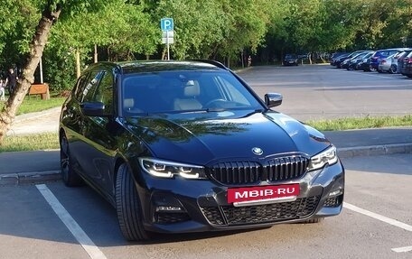 BMW 3 серия, 2019 год, 3 434 000 рублей, 3 фотография
