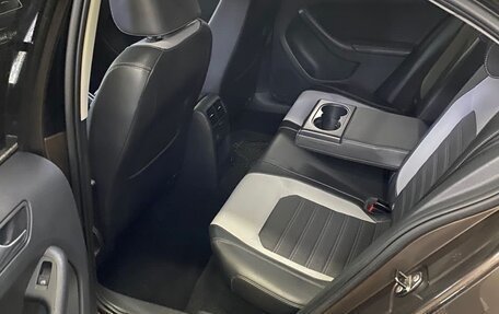 Volkswagen Jetta VI, 2012 год, 1 050 000 рублей, 4 фотография