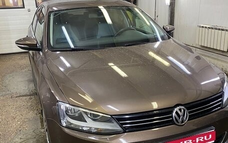 Volkswagen Jetta VI, 2012 год, 1 050 000 рублей, 7 фотография