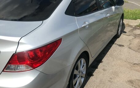 Hyundai Solaris II рестайлинг, 2011 год, 635 000 рублей, 15 фотография