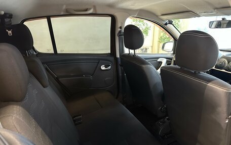 Renault Sandero I, 2014 год, 650 000 рублей, 10 фотография