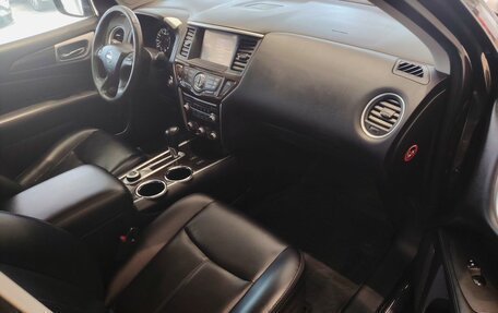 Nissan Pathfinder, 2015 год, 1 720 000 рублей, 25 фотография