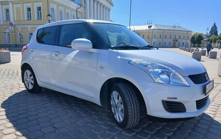 Suzuki Swift IV, 2011 год, 875 000 рублей, 2 фотография