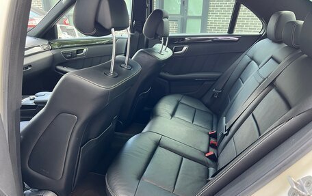Mercedes-Benz E-Класс, 2011 год, 1 990 000 рублей, 12 фотография