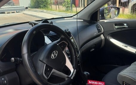 Hyundai Solaris II рестайлинг, 2011 год, 570 000 рублей, 10 фотография