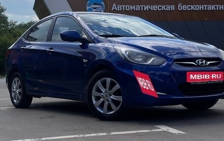 Hyundai Solaris II рестайлинг, 2011 год, 570 000 рублей, 8 фотография