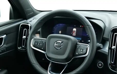 Volvo XC40 I, 2024 год, 4 000 000 рублей, 14 фотография