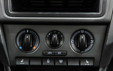 Skoda Rapid I, 2014 год, 788 000 рублей, 18 фотография