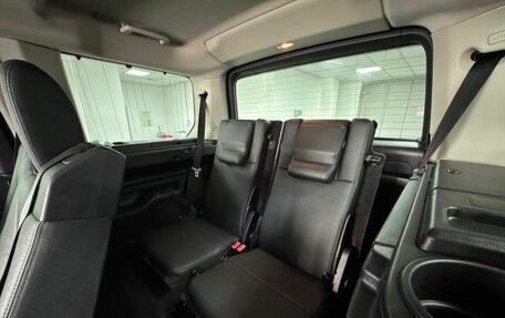 Land Rover Discovery III, 2008 год, 1 750 000 рублей, 28 фотография