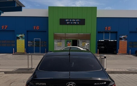 Hyundai Solaris II рестайлинг, 2011 год, 900 000 рублей, 1 фотография