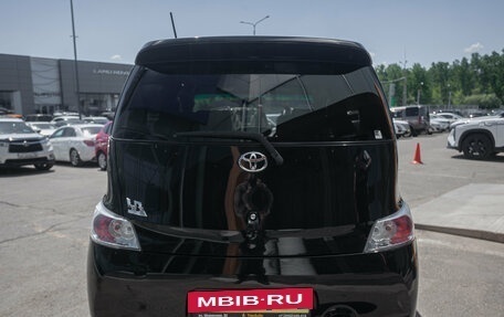 Toyota bB II рестайлинг, 2011 год, 675 000 рублей, 6 фотография