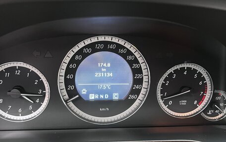Mercedes-Benz E-Класс, 2010 год, 1 200 000 рублей, 4 фотография